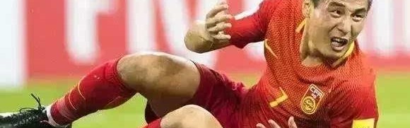  沃特福德锋线集体哑火，大黄蜂进攻乏力难破密集防守