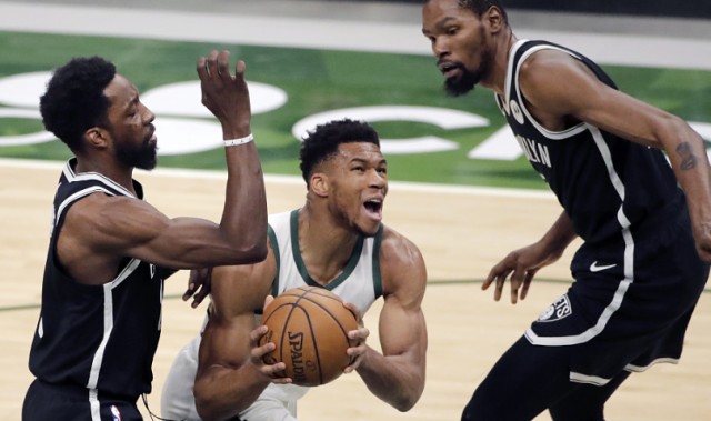  杜兰特关键三分太阳加时险胜国王队  