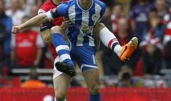  朗斯铁卫乌龙球葬送关键战役  