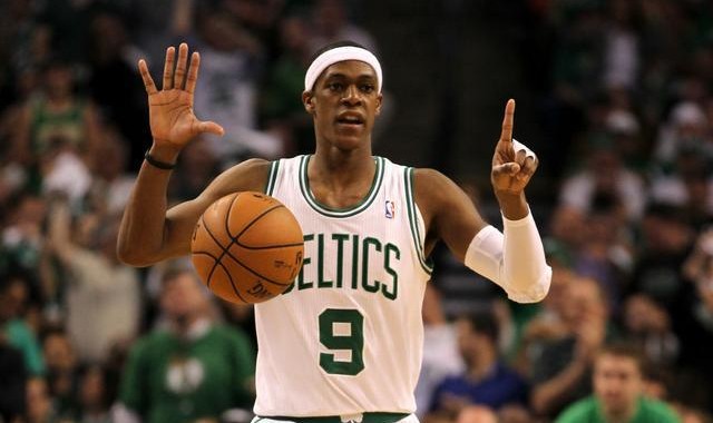  卡昂中场拦截能力出众，切断对方传导掌控节奏