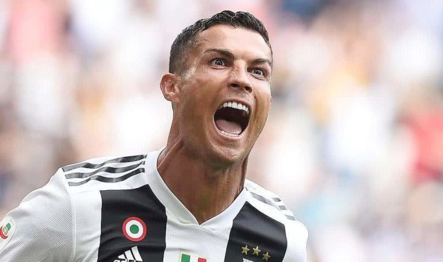  罗伊斯达成德甲三百场里程碑  