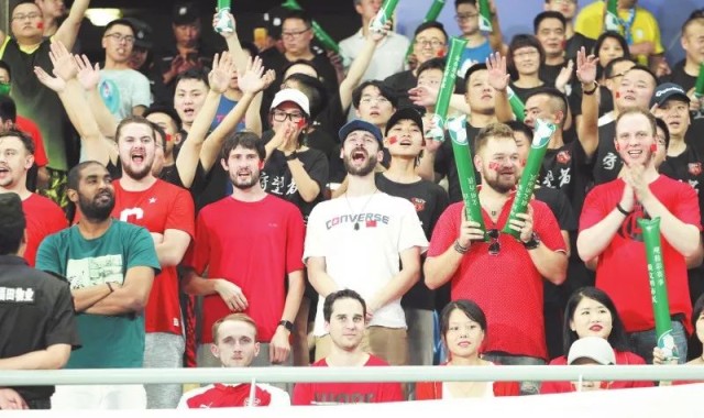  特鲁瓦主场十人应战顽强逼平强敌  