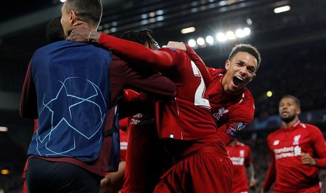  萨拉赫千里走单骑利物浦主场完胜狼队