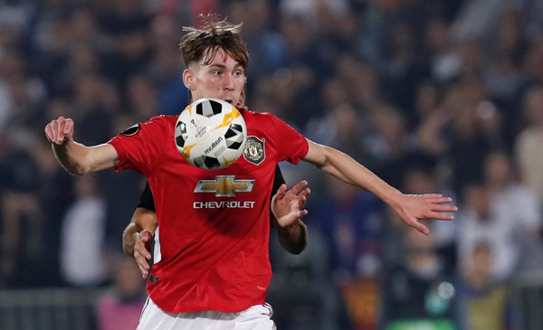  曼联外租小将英冠赛场大放异彩光  